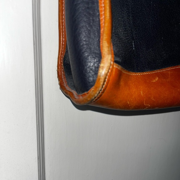 Vintage DOONEY & BOURKE Black Brown All Weather Leather Bag Handbag Purse - Picture 5 of 13